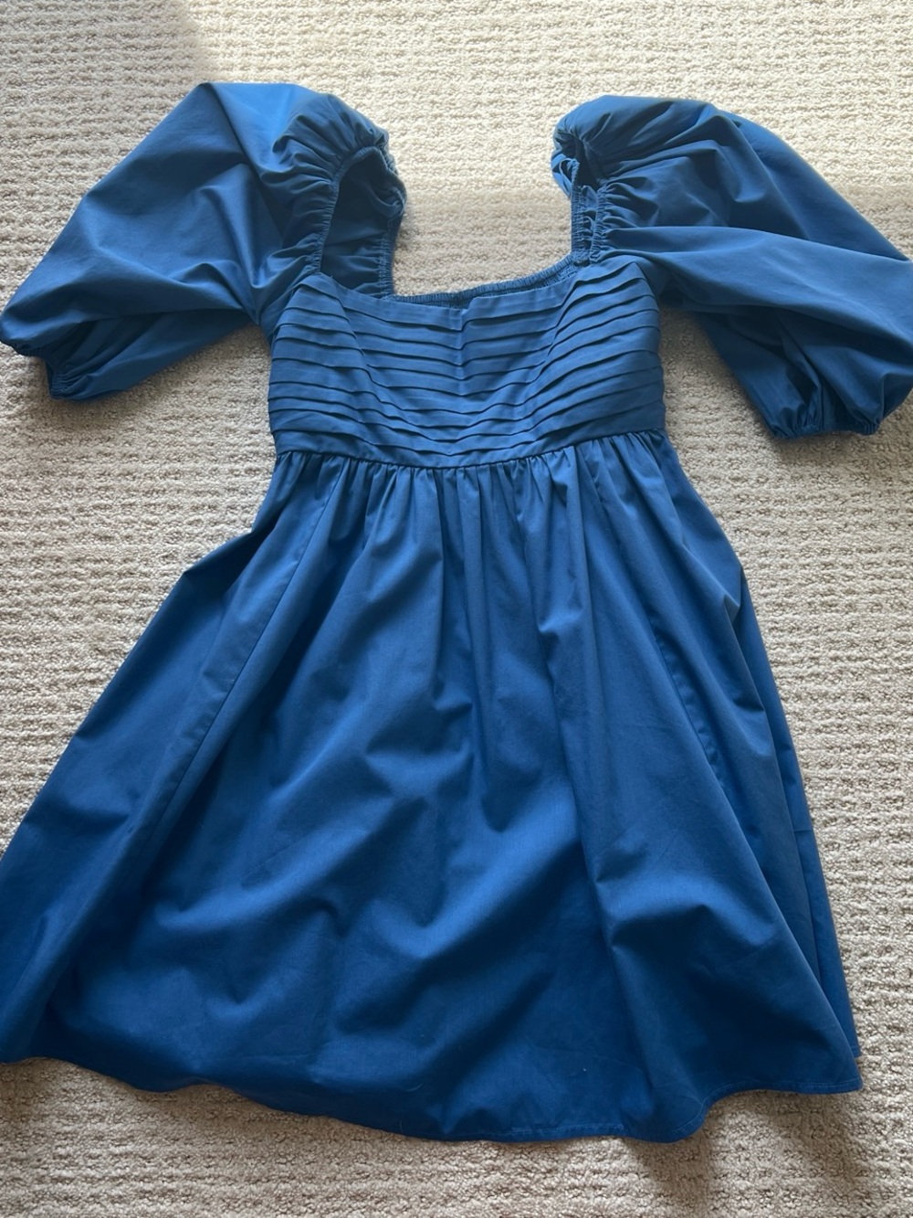 Abercrombie and Fitch mini dress - Picture 2 of 9